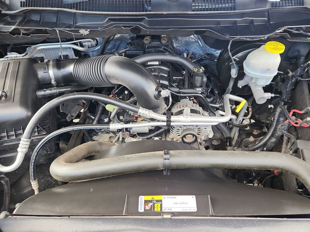 Used 2021 RAM 1500 Classic SLT image 16