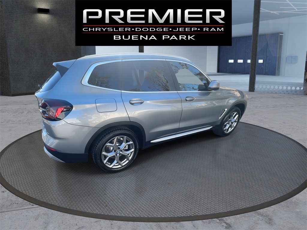 Used 2024 BMW X3 xDrive30i w/ Premium Essential Package image 8
