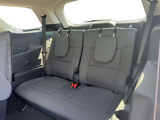 Used 2026 Ford Explorer Active AWD/4WD image 19