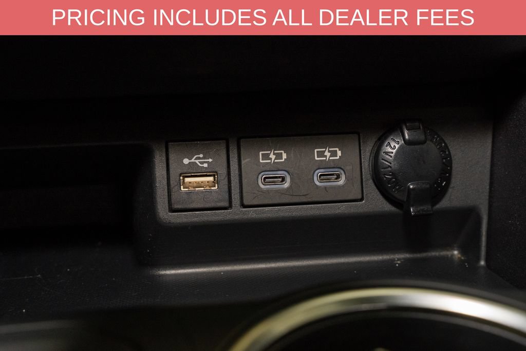 Certified 2025 Toyota Highlander LE AWD/4WD image 15