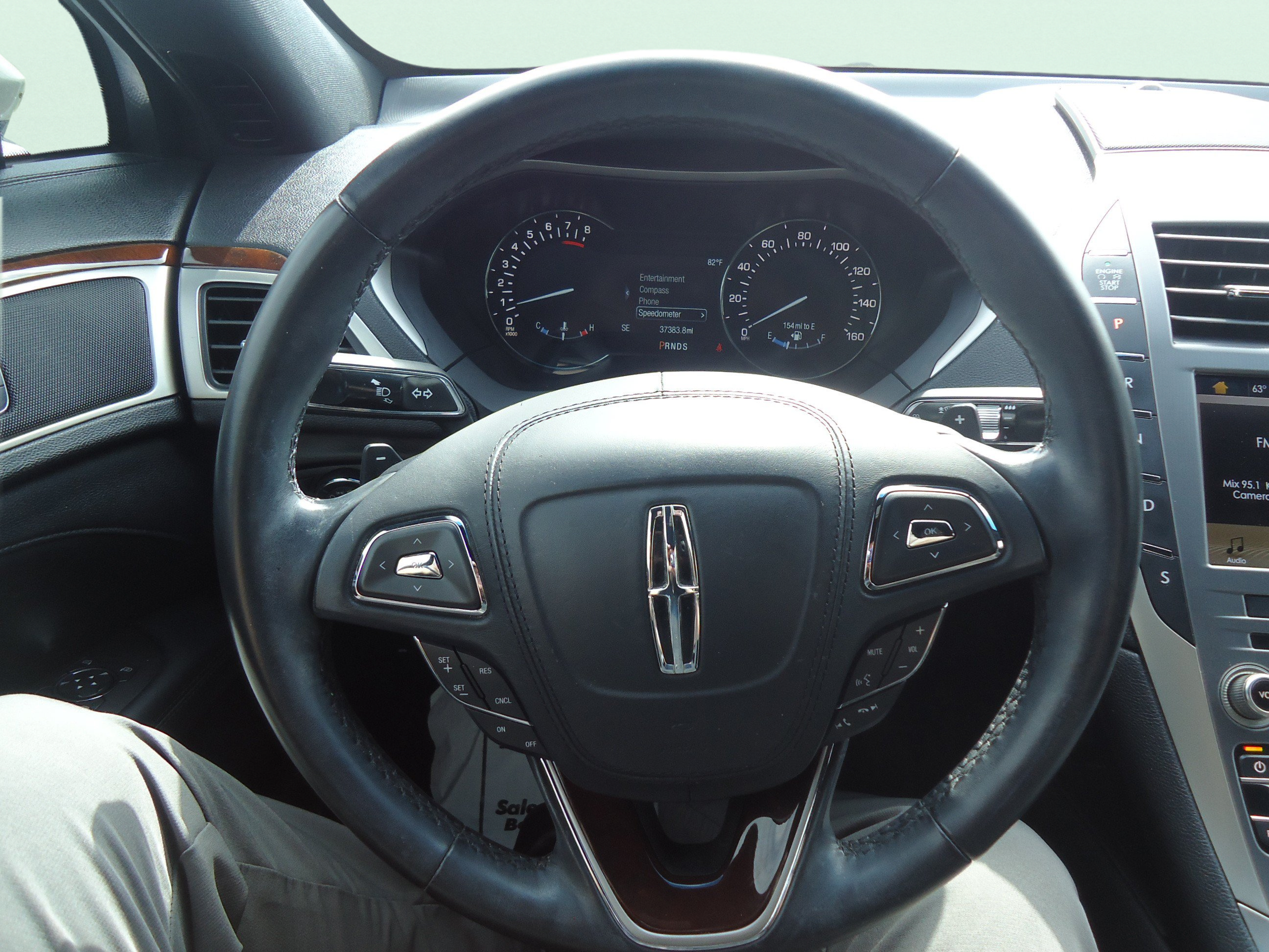 Used 2017 Lincoln MKZ Select FWD image 12