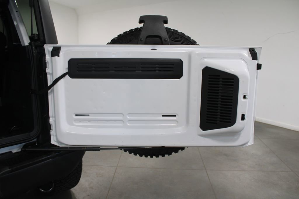 Used 2024 Ford Bronco Badlands image 21