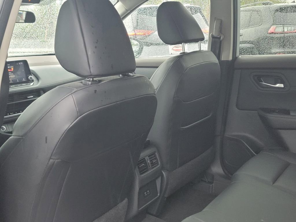 Used 2023 Nissan Rogue SV w/ SV Premium B Package AWD/4WD image 32