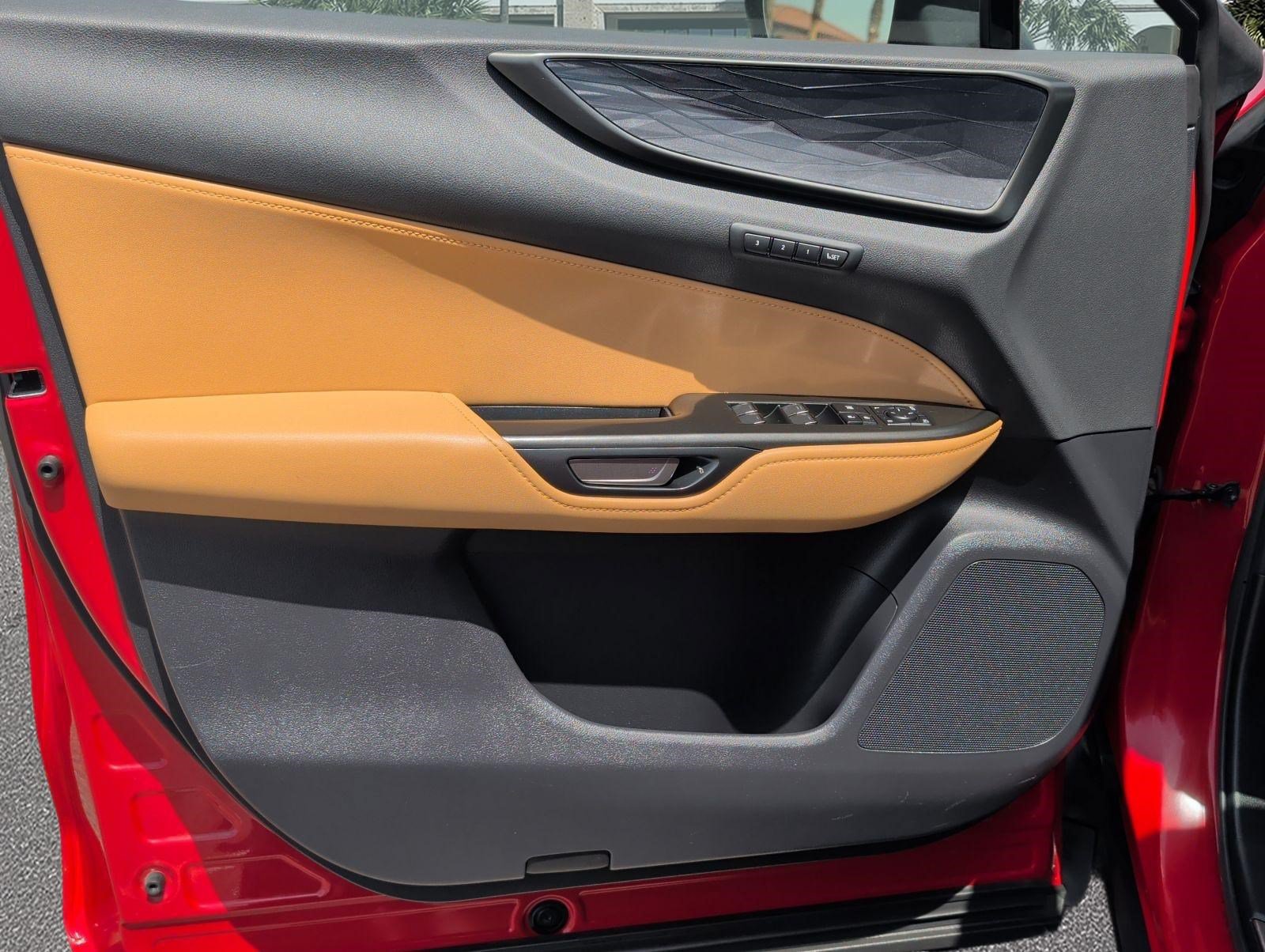 Certified 2024 Lexus NX 250 FWD image 8