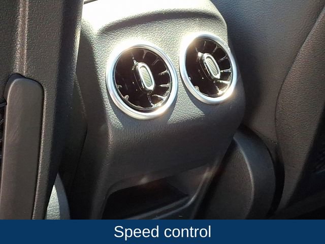 Used 2024 Mercedes-Benz GLB 250 4MATIC image 18