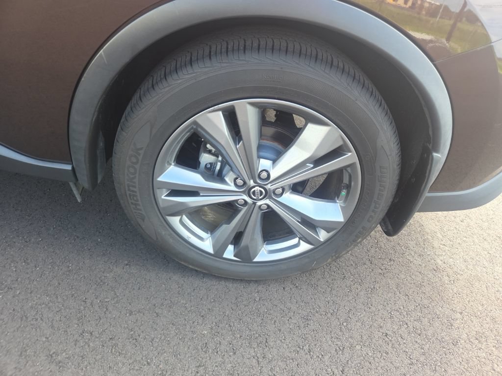 Used 2020 Nissan Murano Platinum w/ Cargo Package FWD image 26