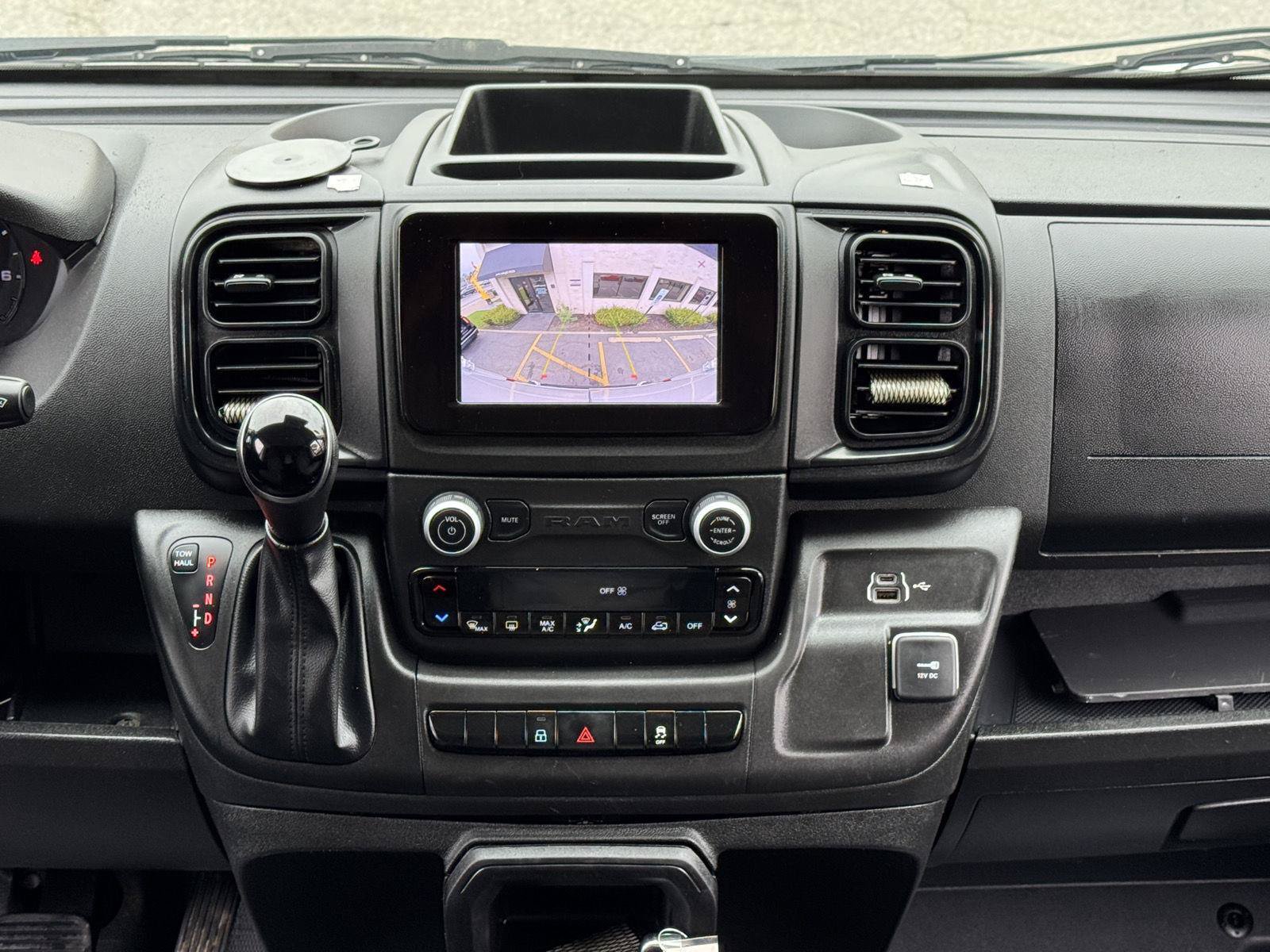 Used 2025 RAM ProMaster 2500 w/ Convenience Group FWD image 20