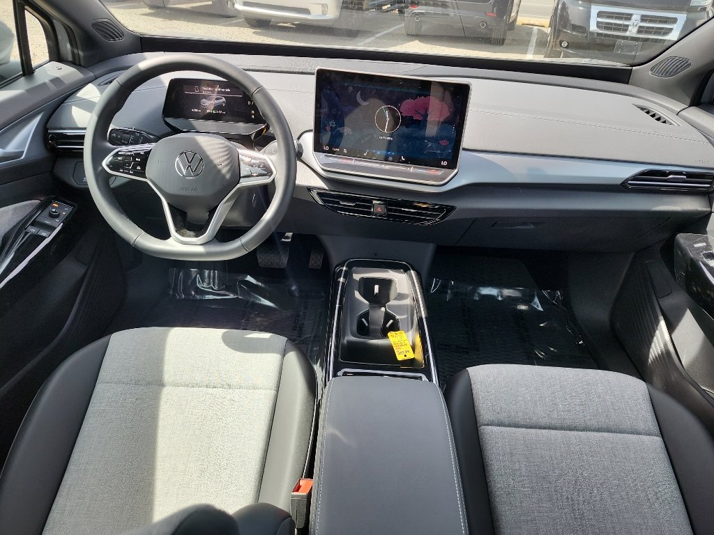 Used 2025 Volkswagen ID.4 Pro image 15
