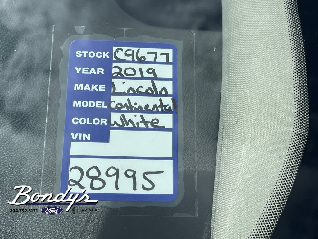 Used 2019 Lincoln Continental Select FWD image 20