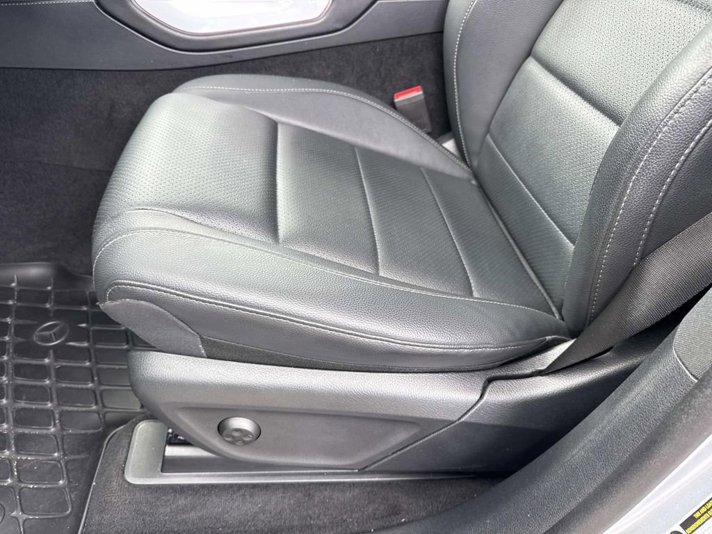 Used 2024 Mercedes-Benz GLE 450 4MATIC image 16