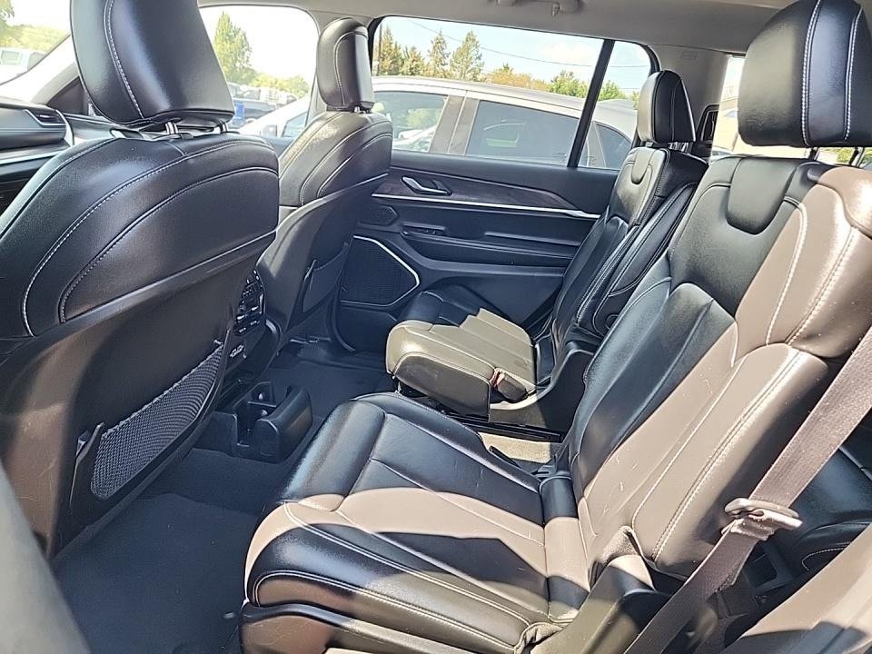 Used 2022 Jeep Grand Cherokee L Limited image 6