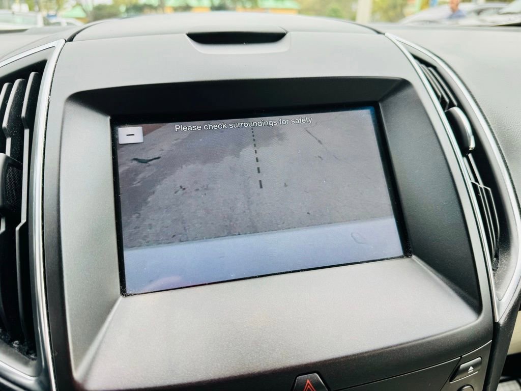 Used 2018 Ford Edge Titanium w/ Equipment Group 301A image 25