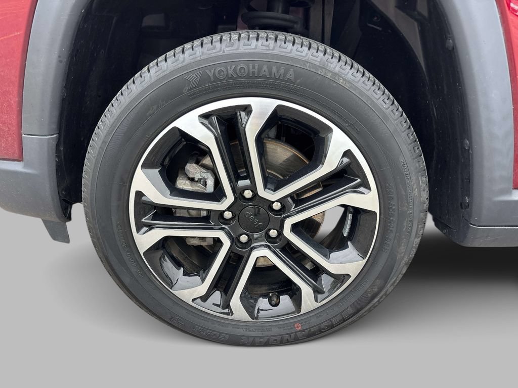Certified 2022 Jeep Compass Limited AWD/4WD image 10