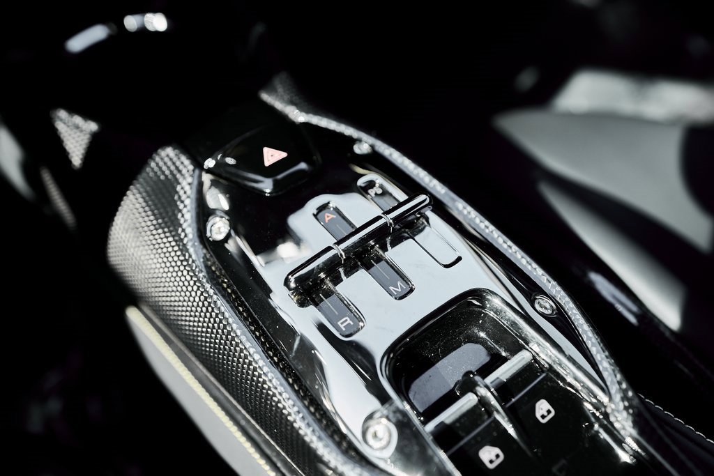 Used 2022 Ferrari SF90 Stradale image 64