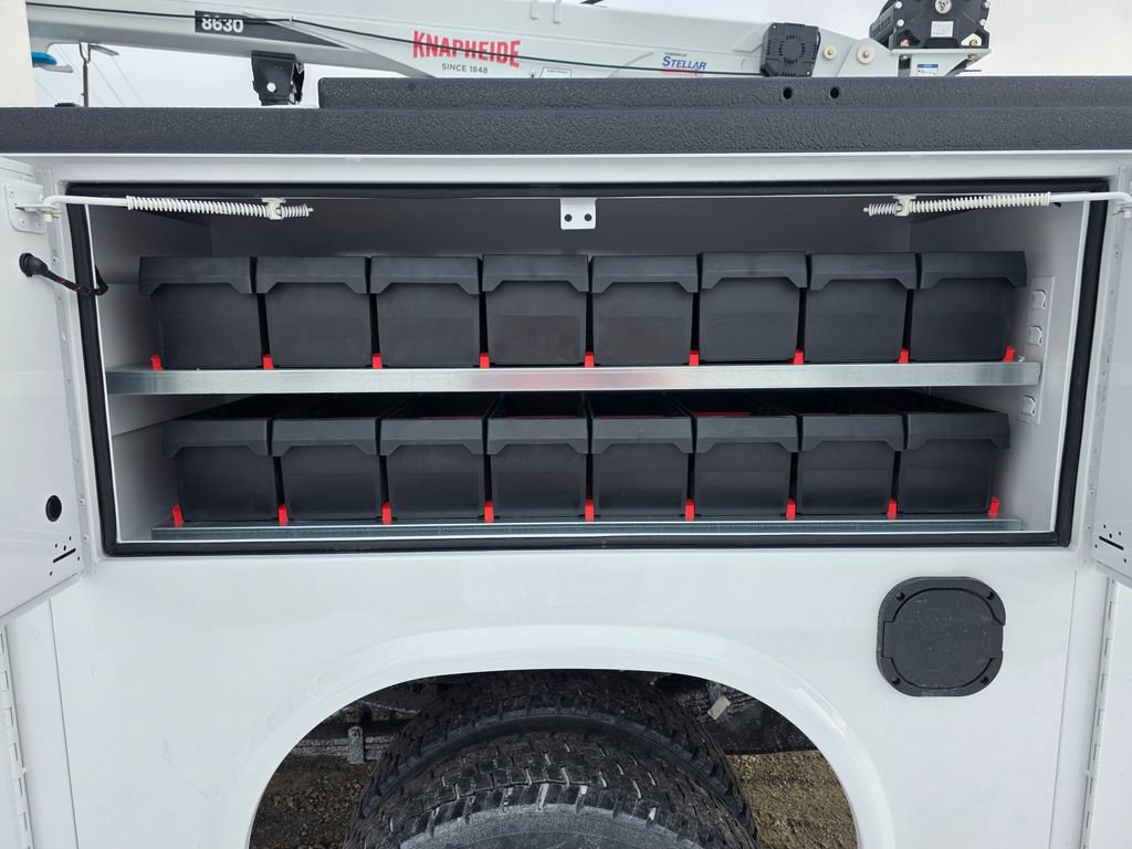 New 2026 Ford F550 4x4 Supercab Super Duty image 28