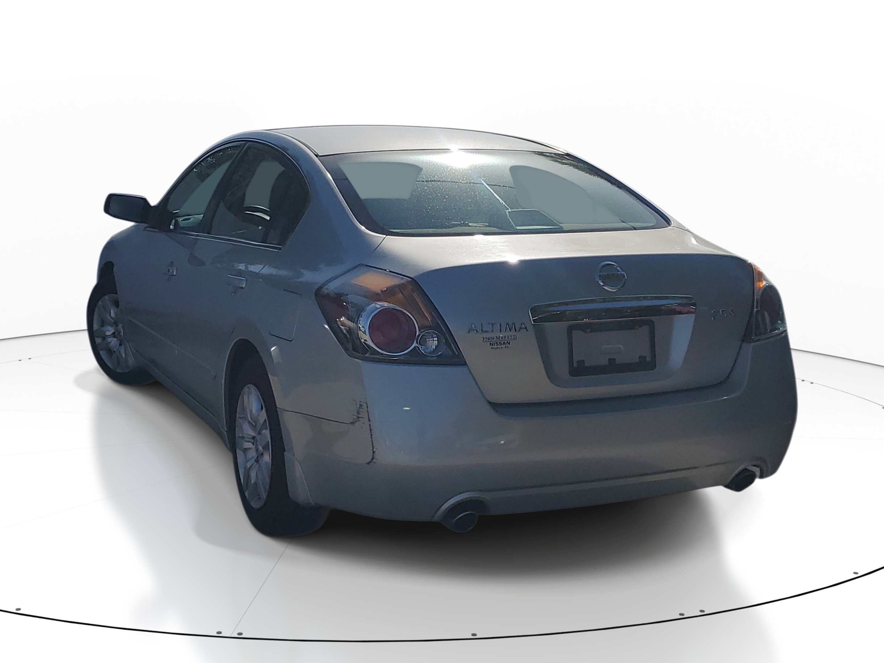 Used 2011 Nissan Altima 2.5 S FWD image 5