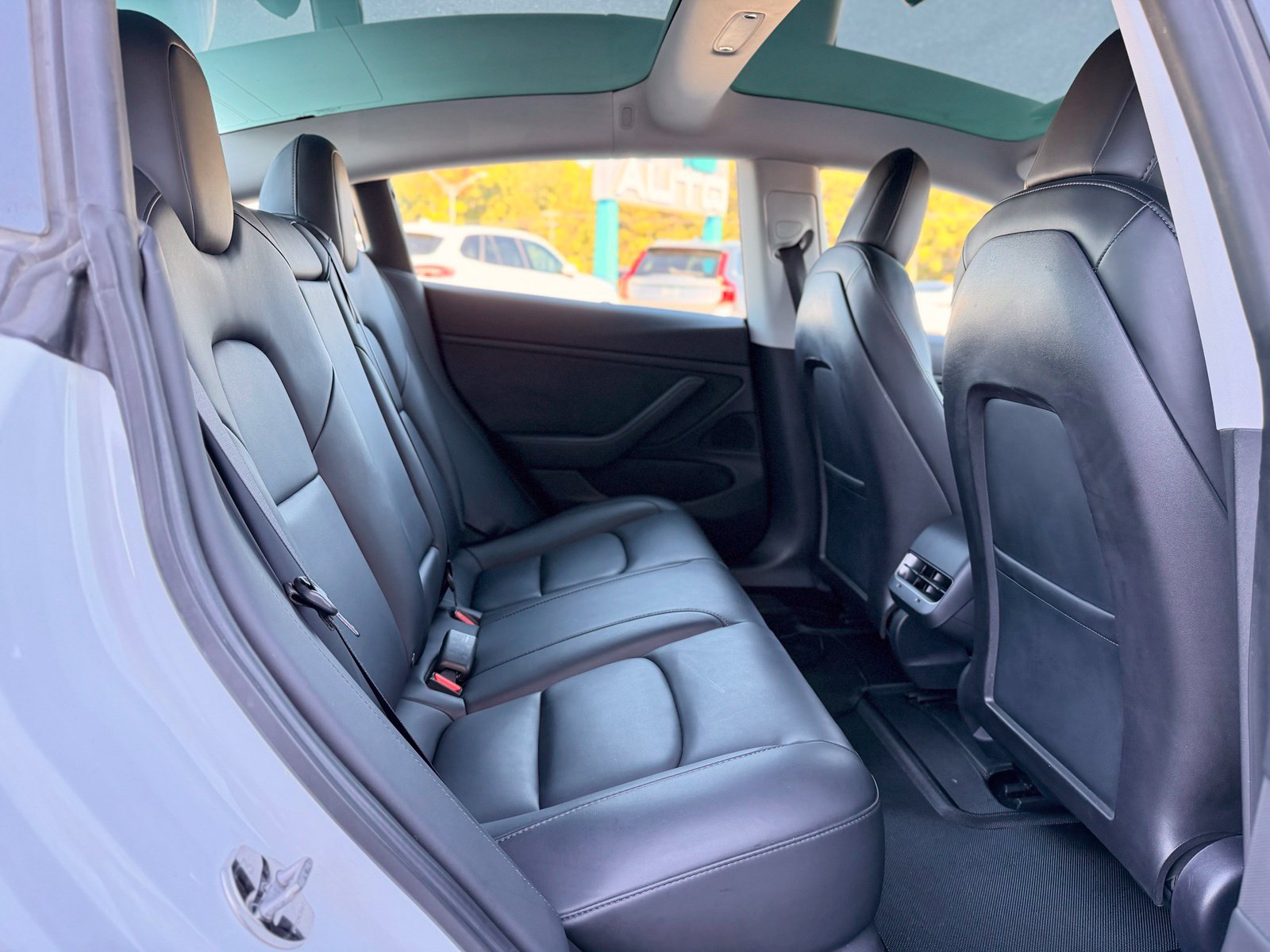 Used 2020 Tesla Model 3 Long Range AWD/4WD image 19