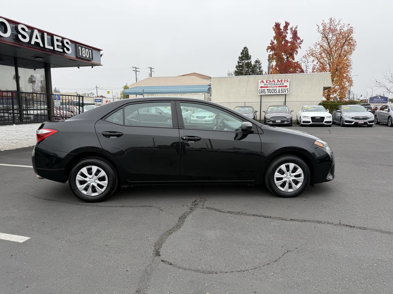 Used 2014 Toyota Corolla L FWD image 2