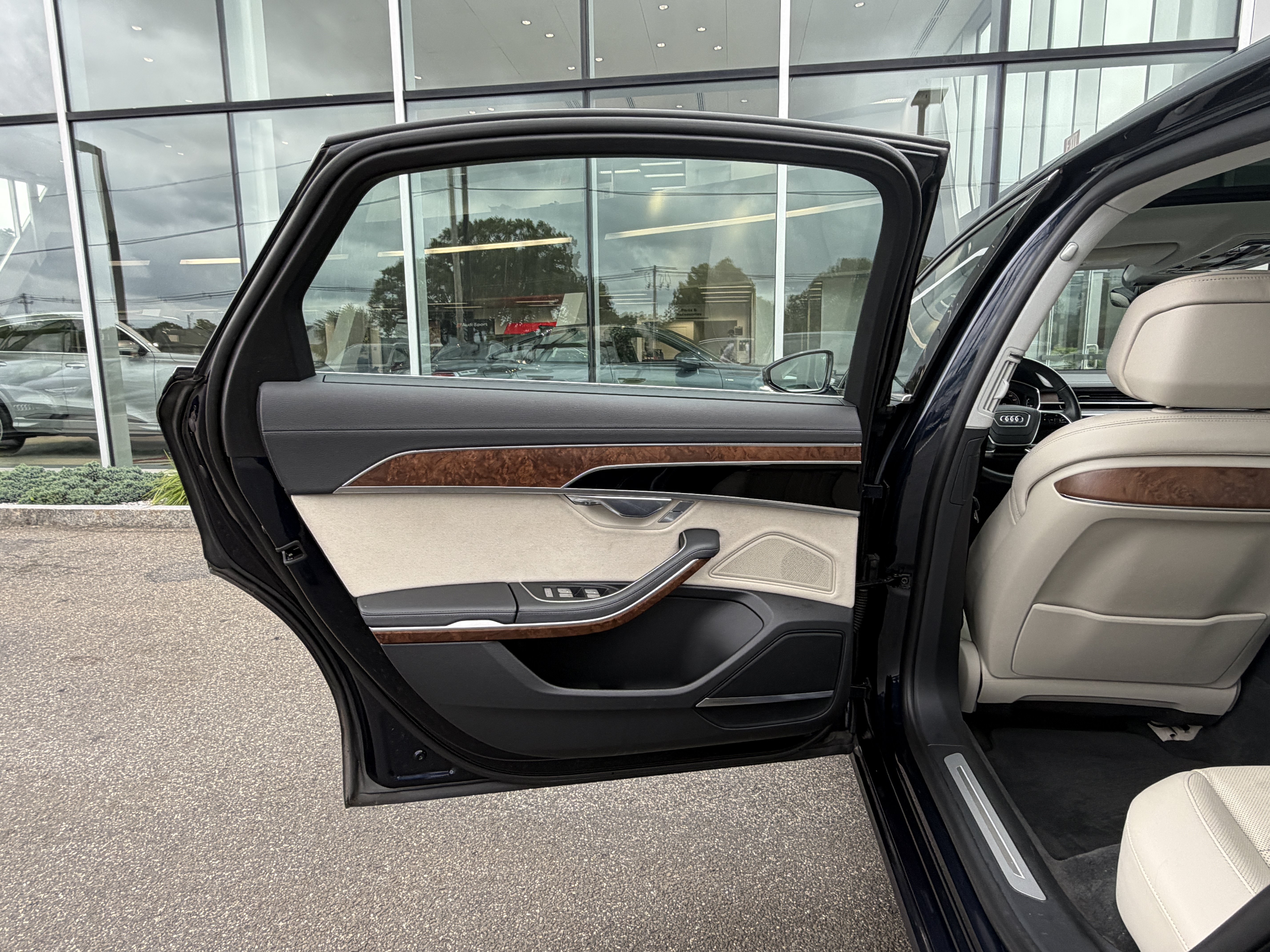 Certified 2023 Audi A8 L 3.0T w/ Comfort Plus Package AWD/4WD image 14