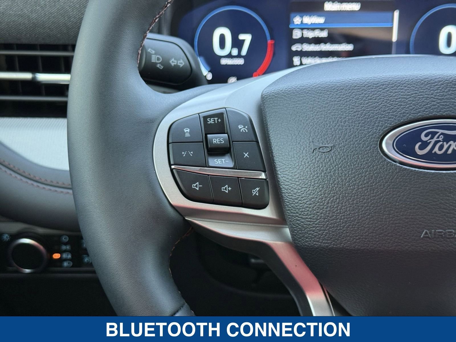 New 2026 Ford Explorer Active RWD image 21