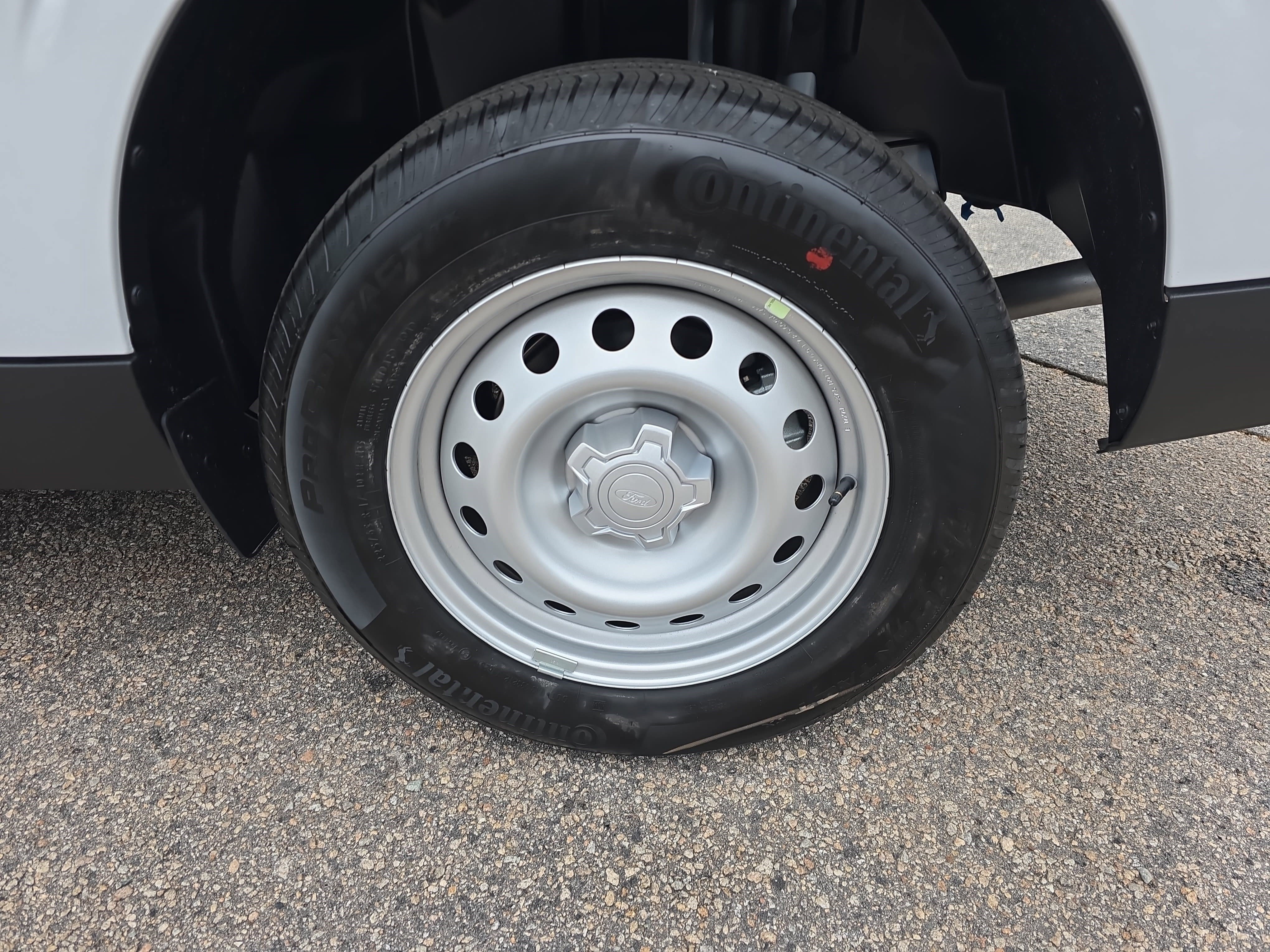 New 2025 Ford Maverick XL w/ Equipment Group 102A image 36