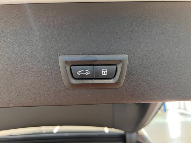 Used 2025 BMW X3 xDrive30i AWD/4WD image 10