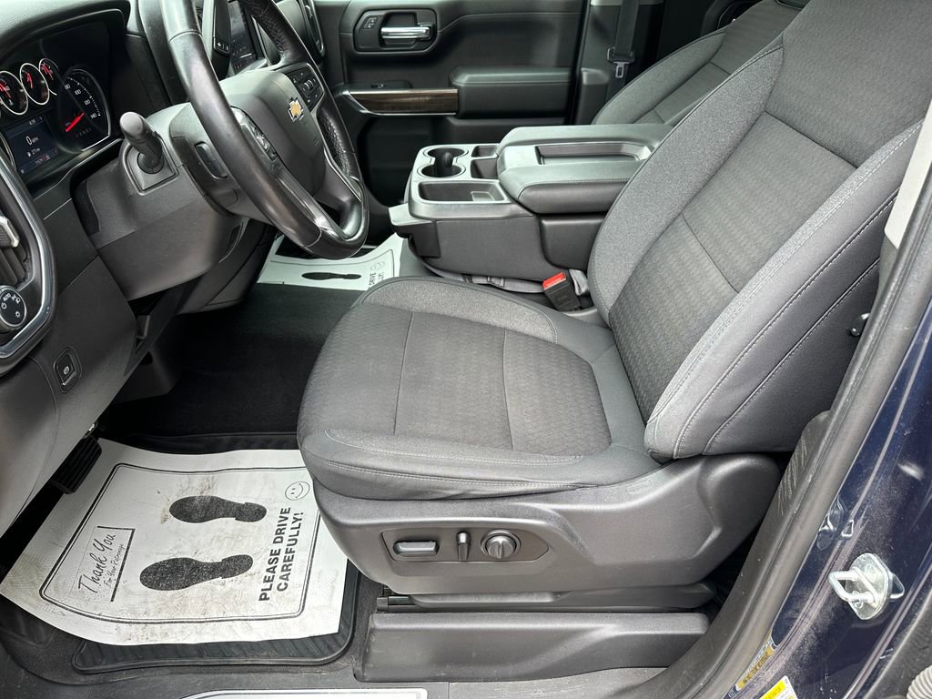 Used 2020 Chevrolet Silverado 1500 LT w/ All-Star Edition AWD/4WD image 19