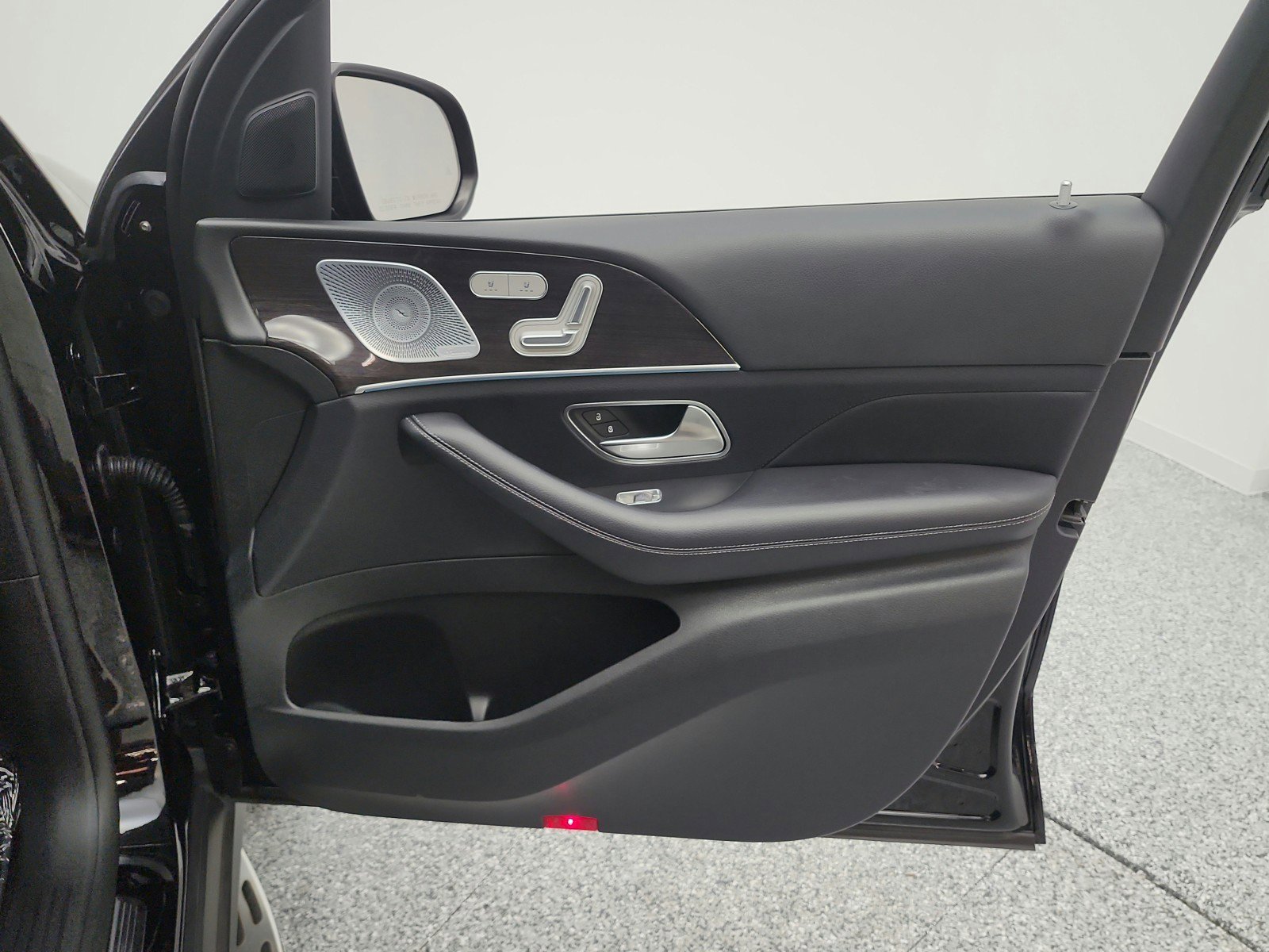 Used 2020 Mercedes-Benz GLE 350 image 23