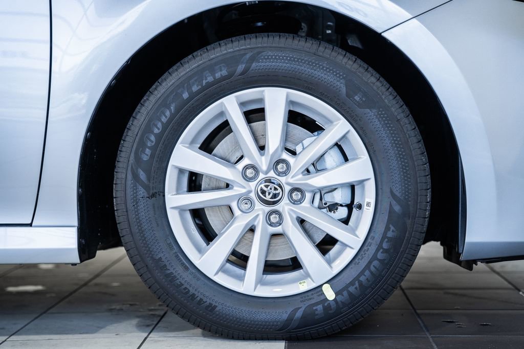 New 2026 Toyota Camry LE image 14