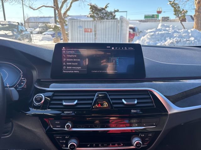 Used 2020 BMW 530e w/ Convenience Package image 21