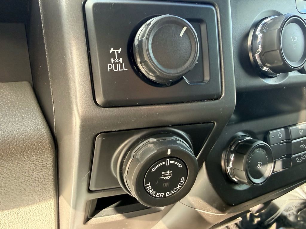 Used 2020 Ford F150 XLT w/ Trailer Tow Package AWD/4WD image 23