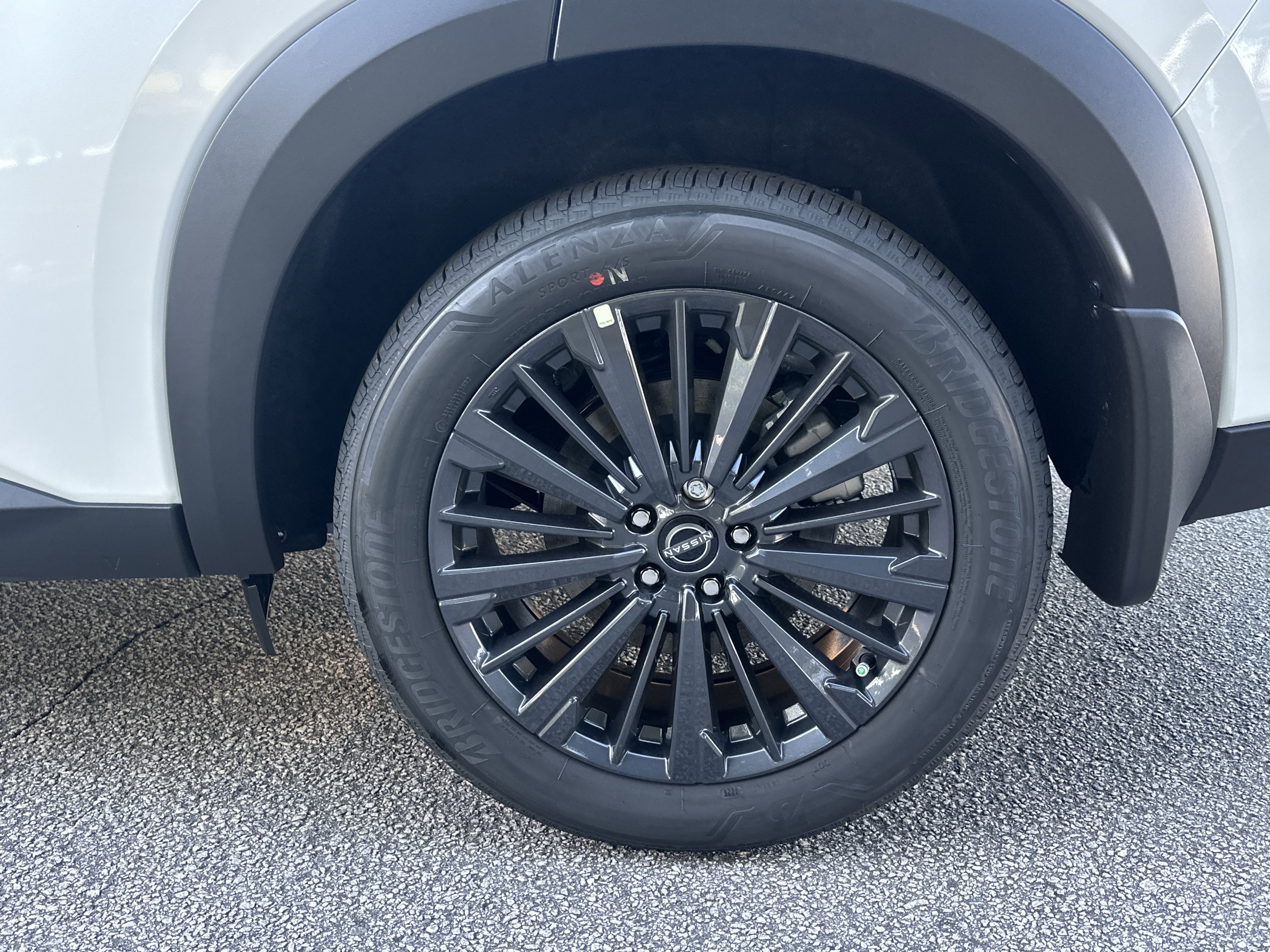 New 2026 Nissan Pathfinder SL AWD/4WD image 19