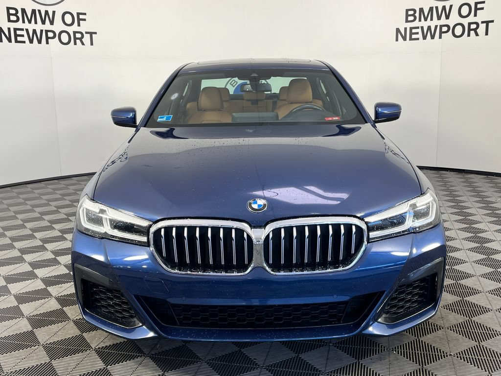 Certified 2023 BMW 540i xDrive w/ M Sport Package AWD/4WD image 4