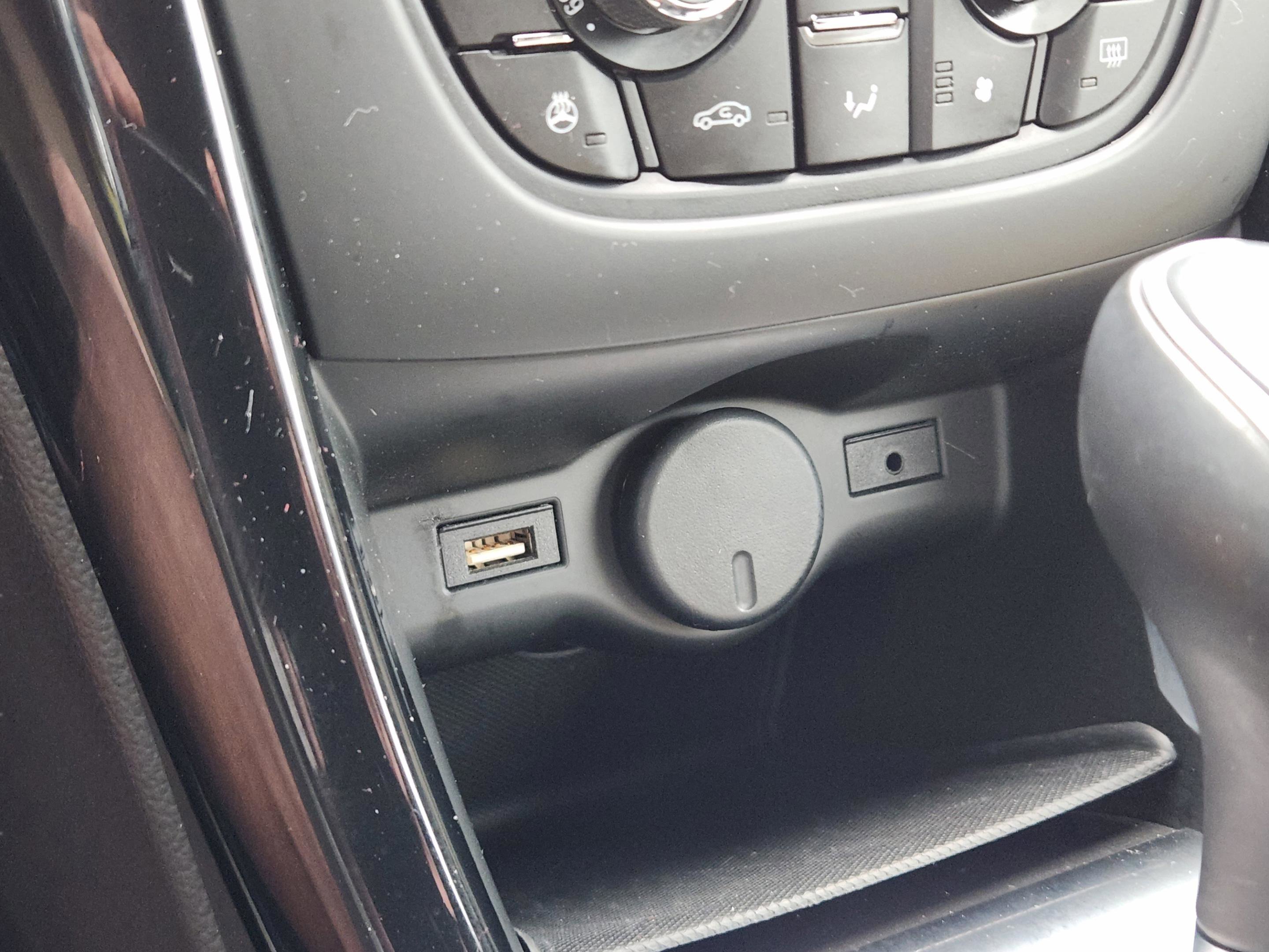 Used 2019 Buick Cascada Premium image 20