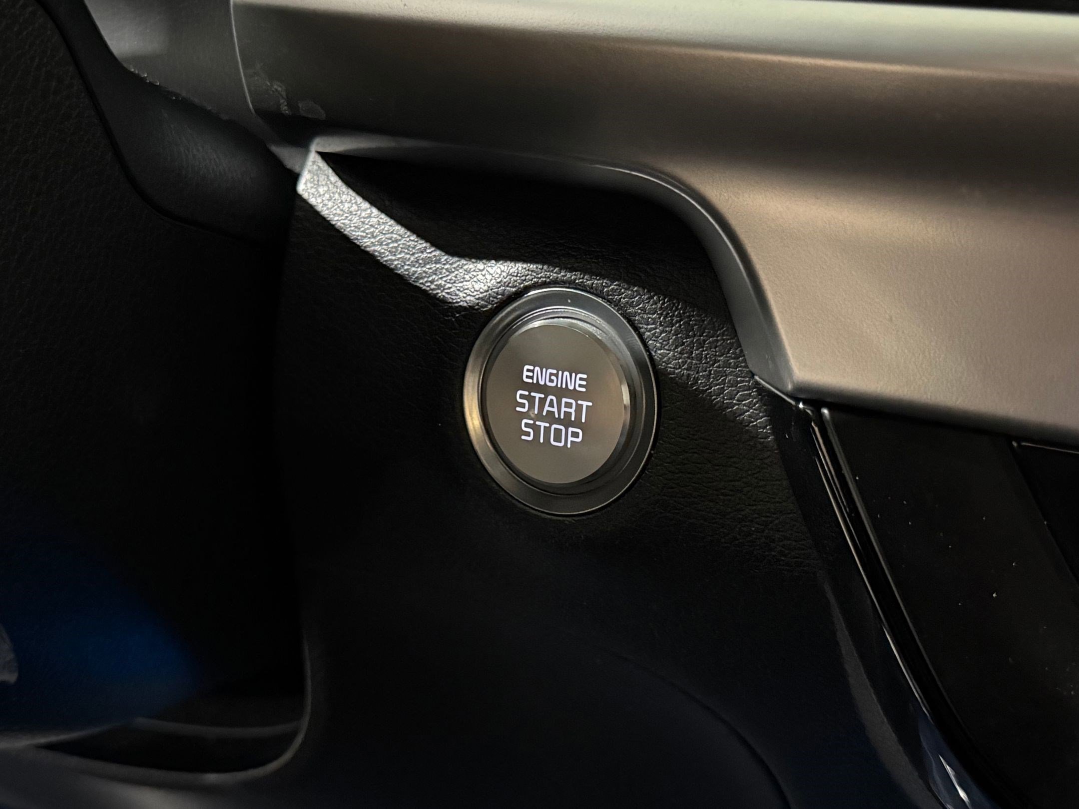 Used 2021 Kia Telluride LX FWD image 31