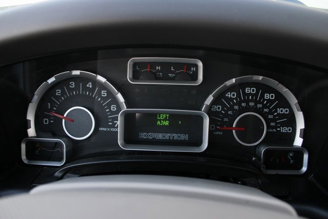 Used 2013 Ford Expedition EL XL image 19