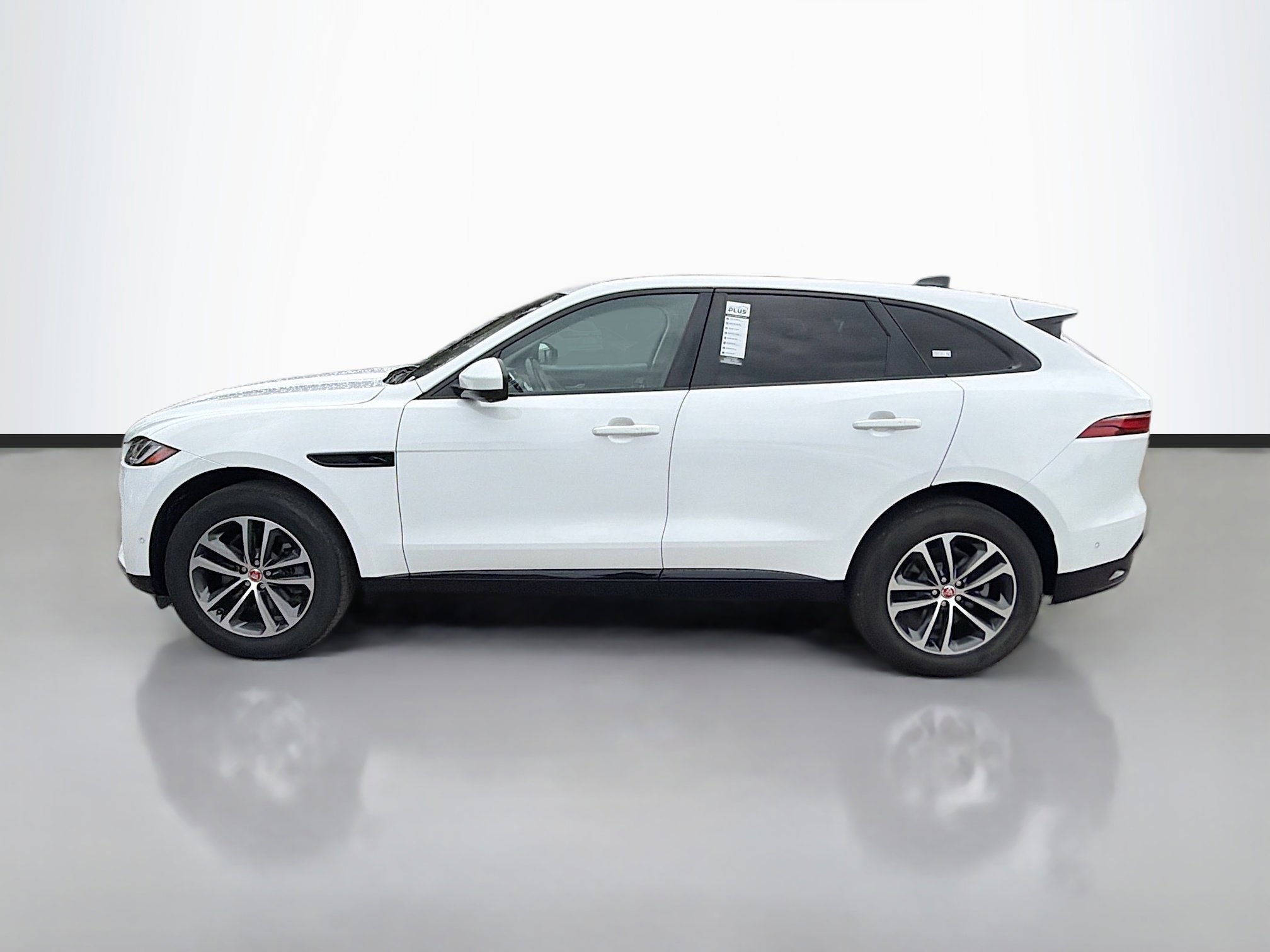 Used 2021 Jaguar F-PACE S image 6