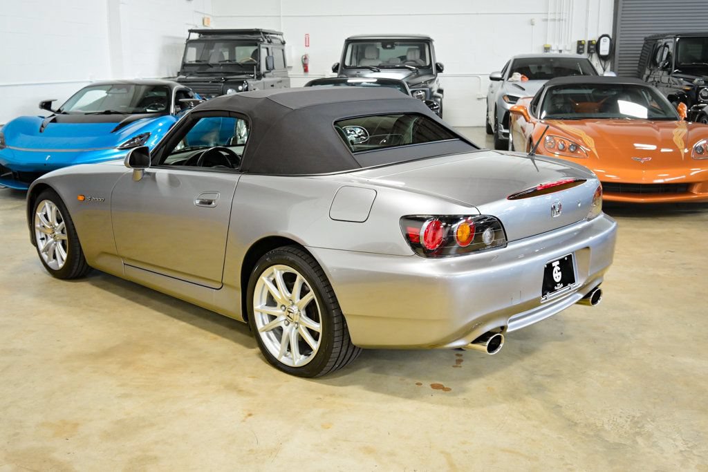 Used 2005 Honda S2000 image 9