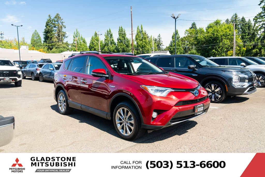 Used 2018 Toyota RAV4 Limited w/ Advanced Technology Package AWD/4WD image 27