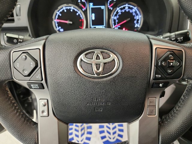 Used 2020 Toyota 4Runner Limited AWD/4WD image 15