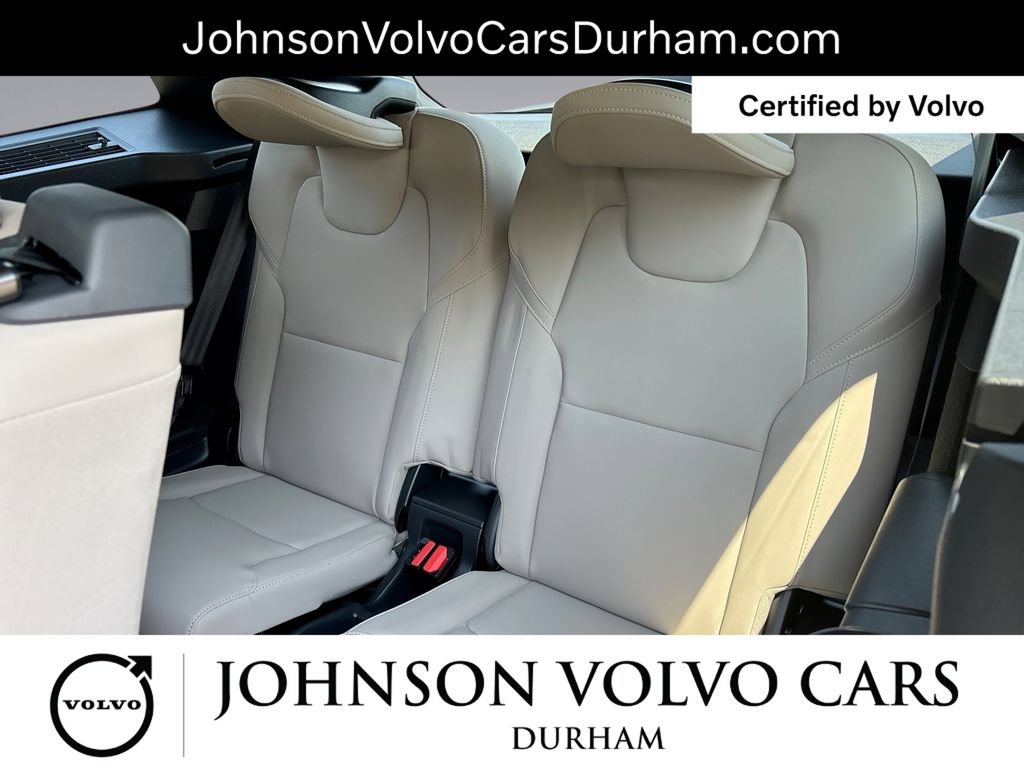 Certified 2025 Volvo XC90 B5 Core AWD/4WD image 28