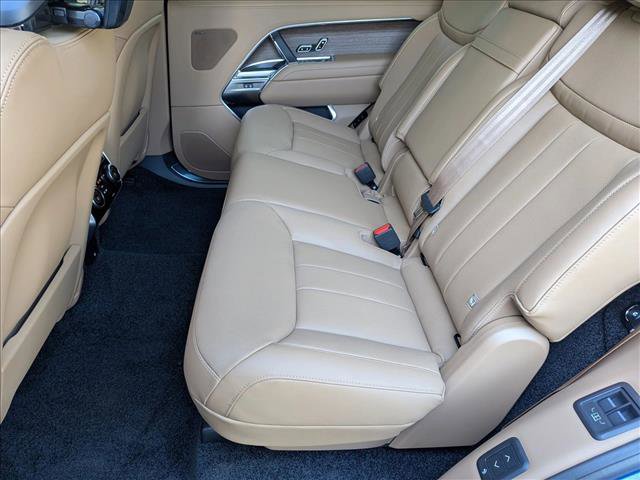 New 2026 Land Rover Range Rover Long Wheelbase SE AWD/4WD image 15