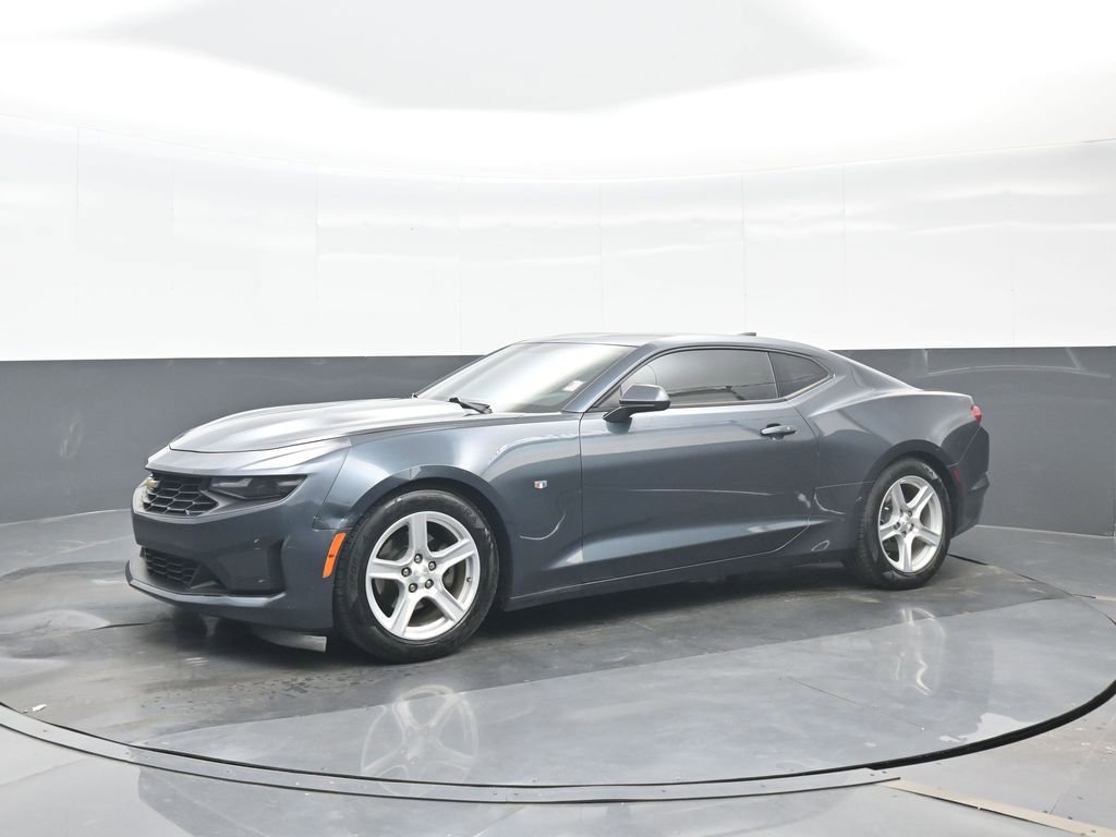 Used 2019 Chevrolet Camaro LT image 2