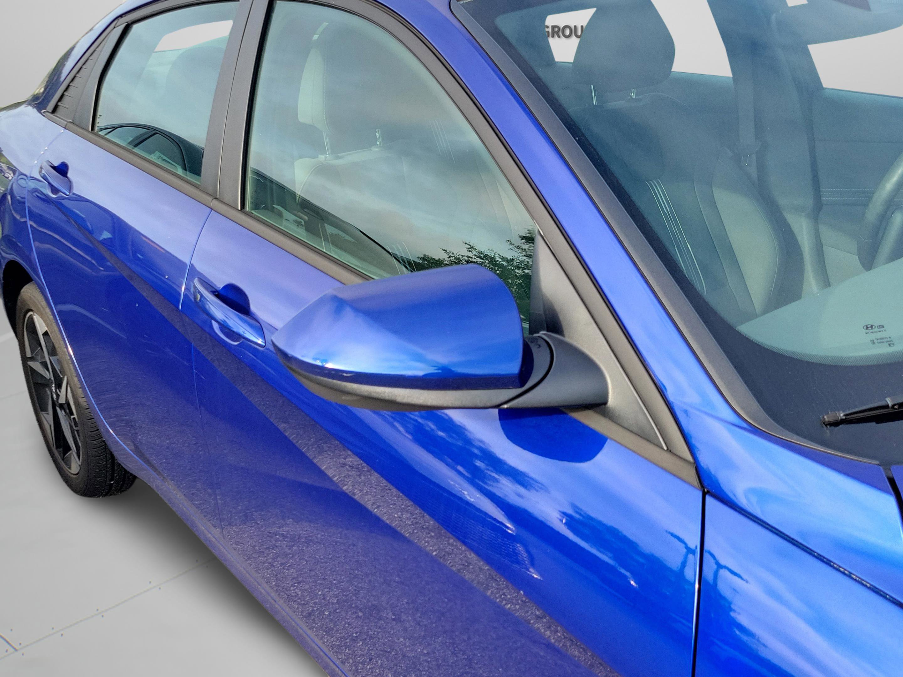 Used 2023 Hyundai Elantra SEL w/ Convenience Package FWD image 18