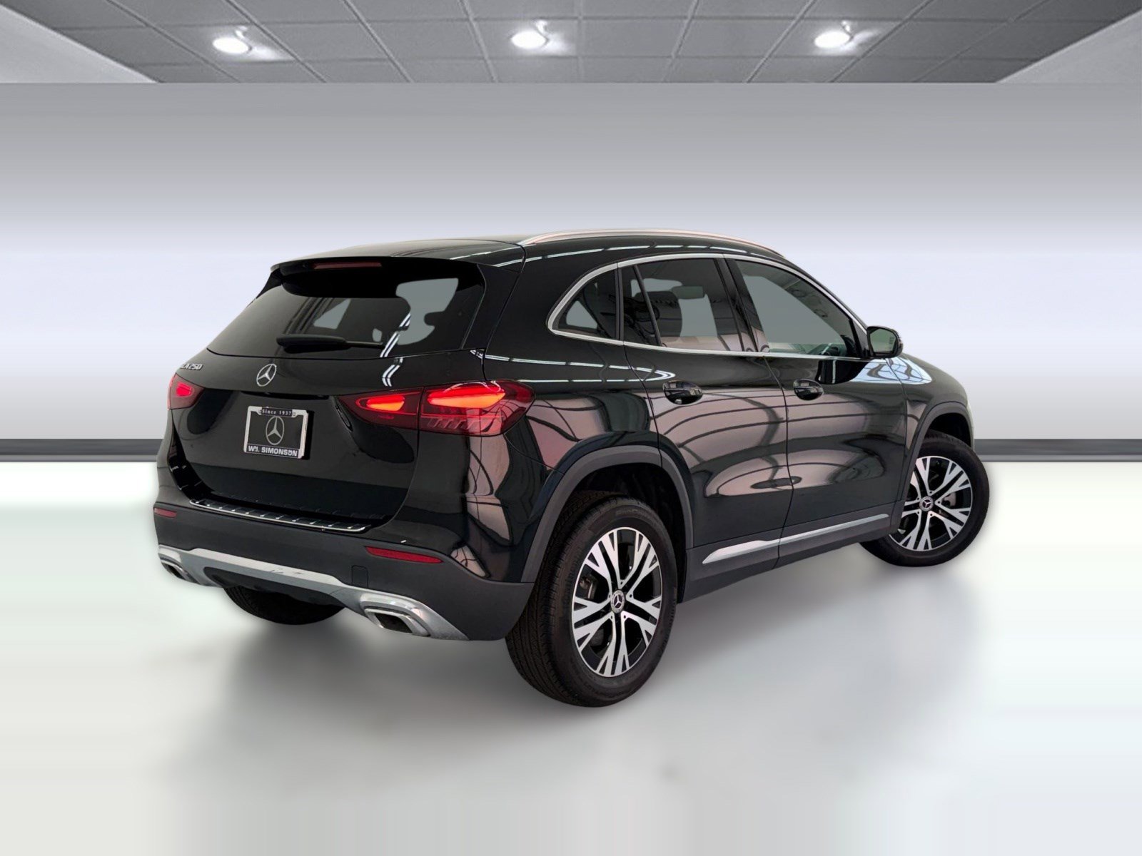 Certified 2025 Mercedes-Benz GLA 250 image 8