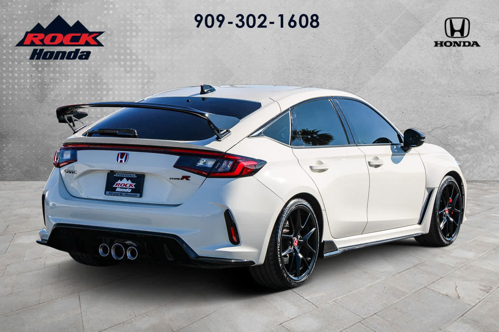 Used 2023 Honda Civic Type R image 4