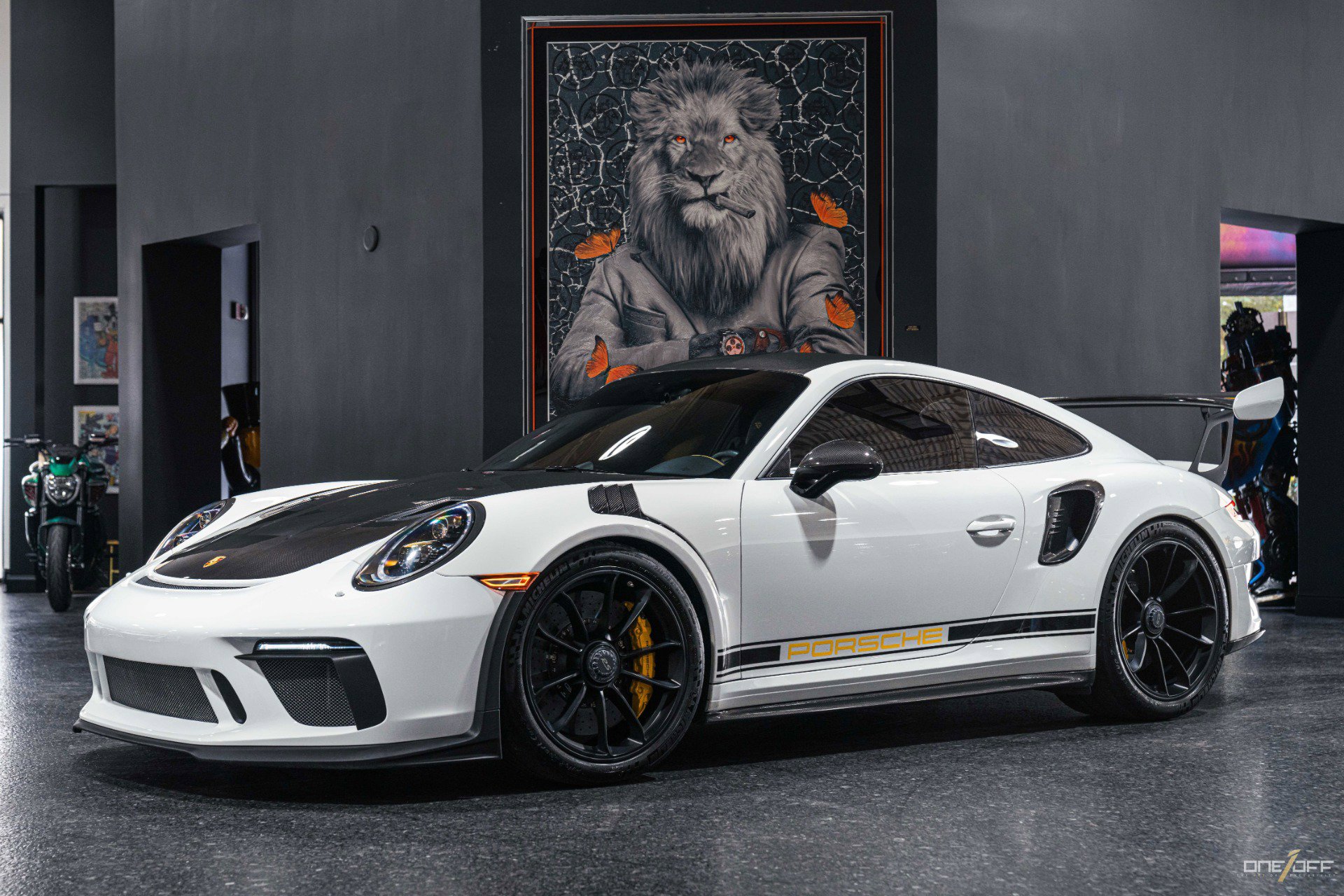 Used 2019 Porsche 911 GT3 RS image 1
