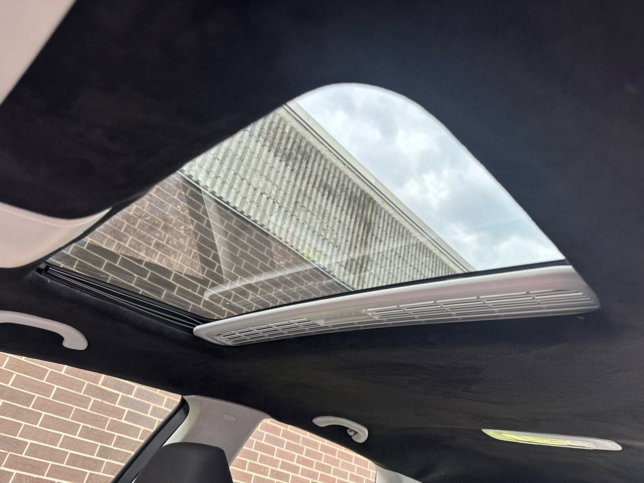 Used 2012 Volkswagen Golf 2-Door image 14