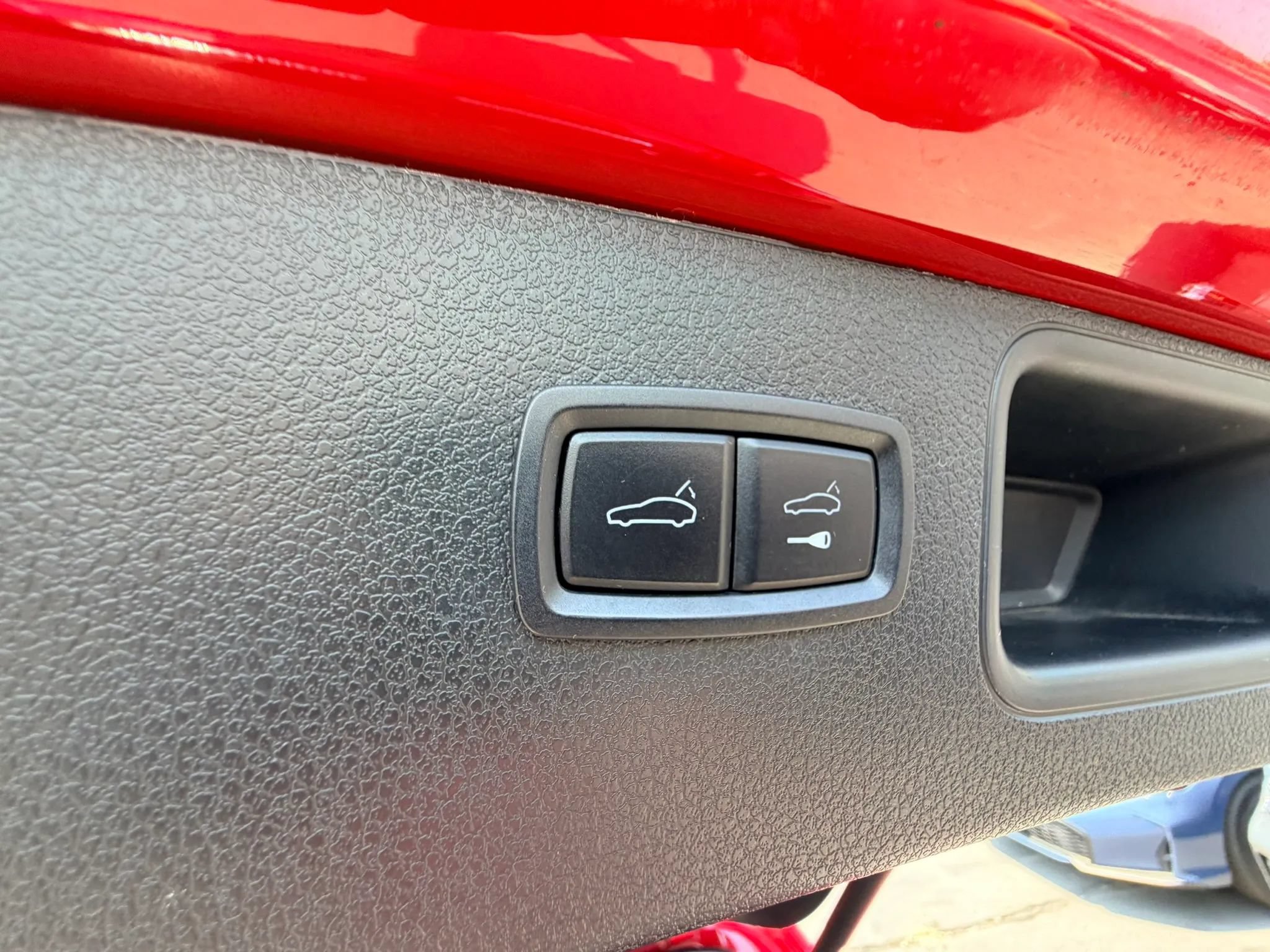 Used 2020 Porsche Macan GTS w/ Sport Chrono Package AWD/4WD image 27