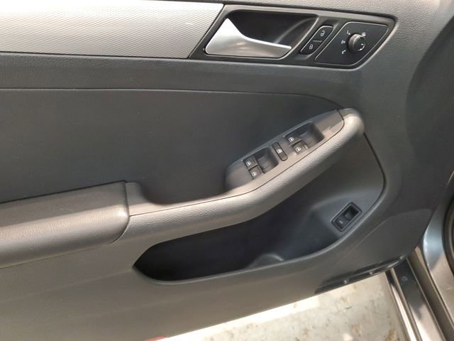 Used 2018 Volkswagen Jetta S image 11